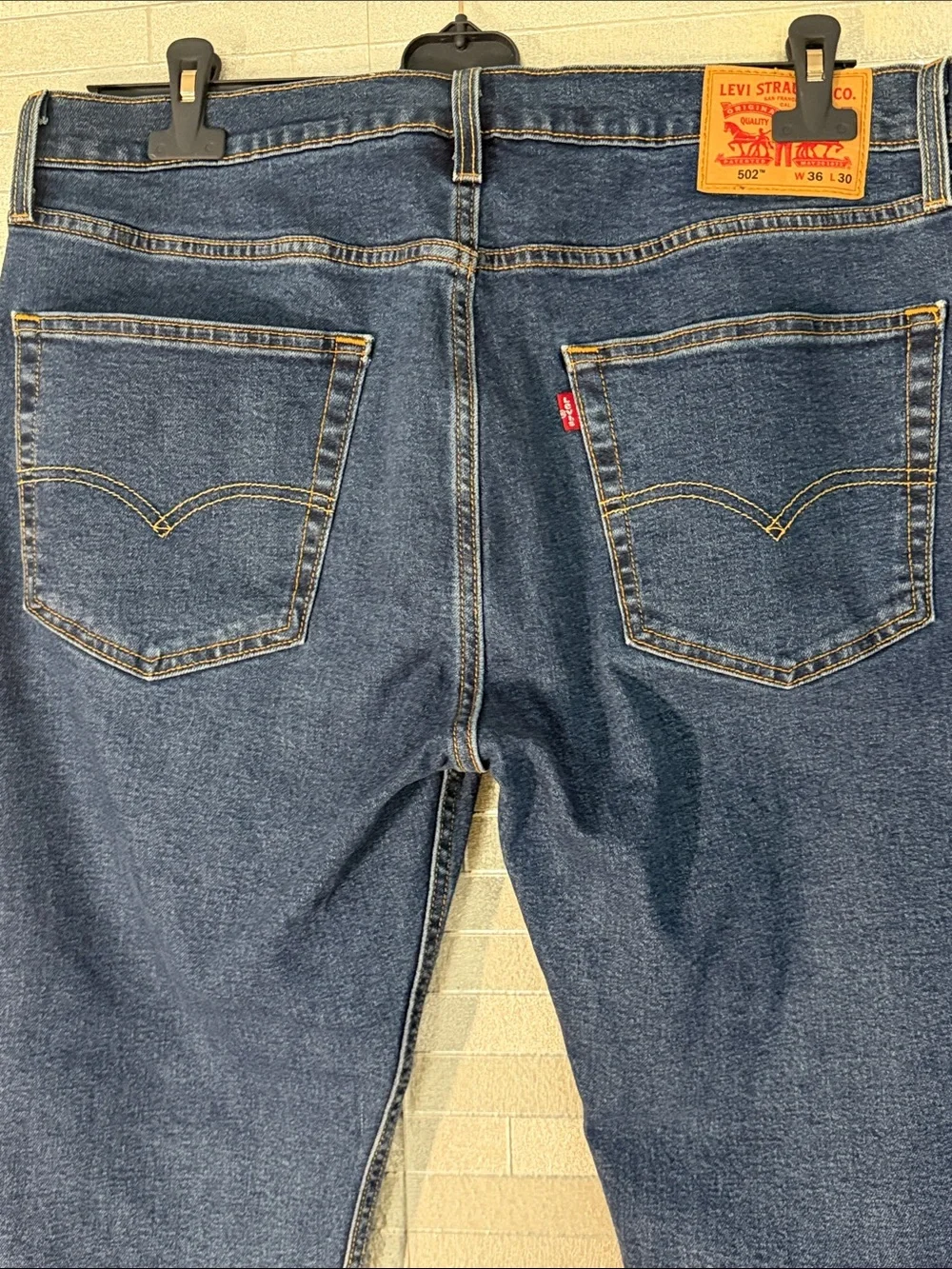 Levi's 502 Men's Dark Blue Denim Jeans 36 x 30, Classic Straight Fit